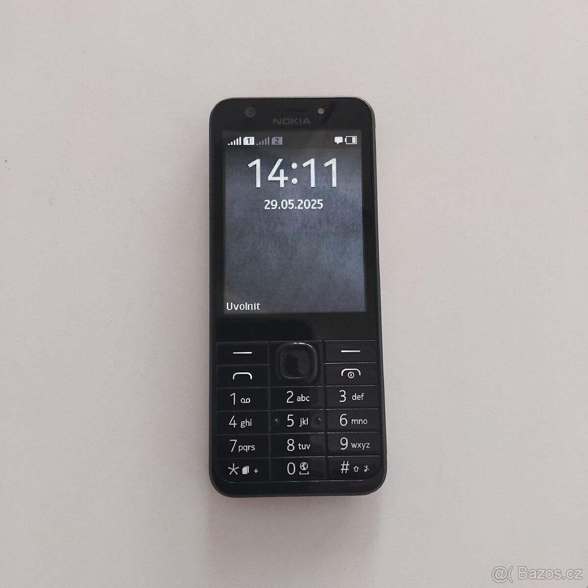 Prodám velice hezkou Nokia 230 +nabíječka
