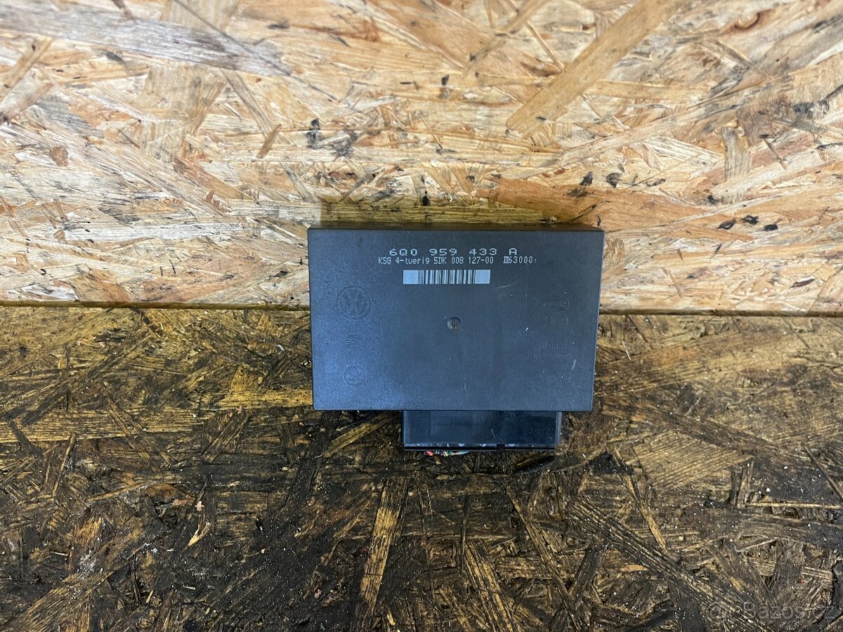 KOMFORTNÍ JEDNOTKA 6Q0959433A