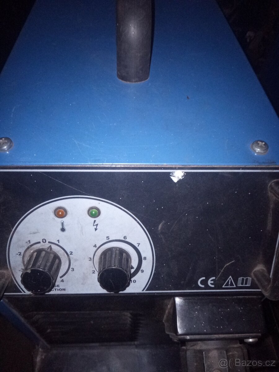 Svářečka CO2