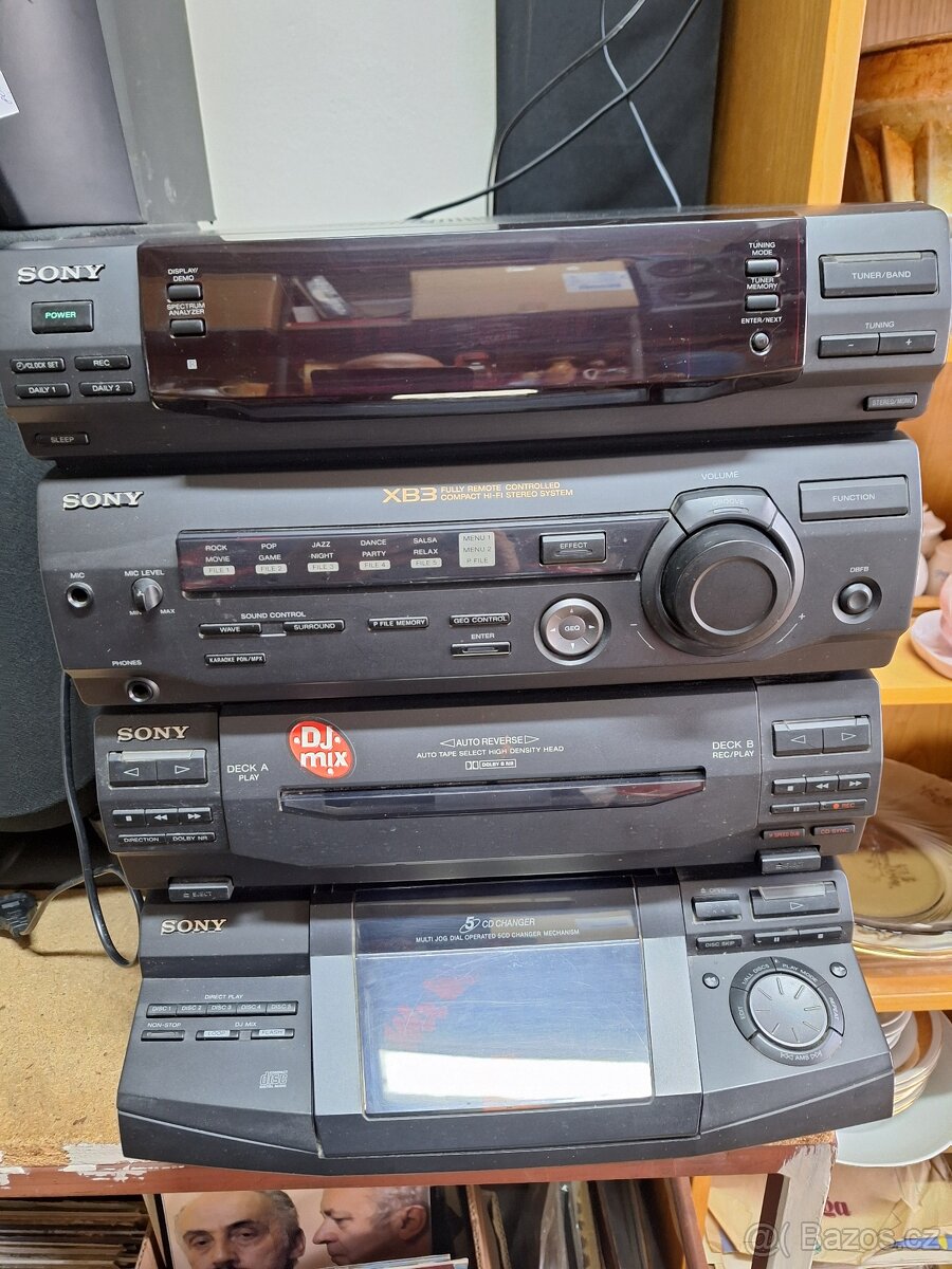 Věž SONY XB 3.