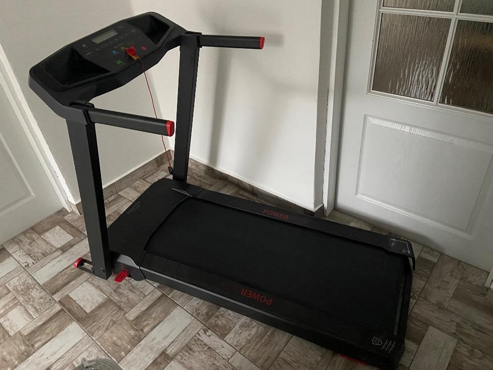 Běžecký pás RUN100 = PLNĚ FUNKČNÍ = TOP STAV =
