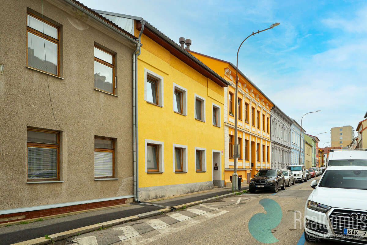 Prodej, činžovní dům, Komenského, České Budějovice