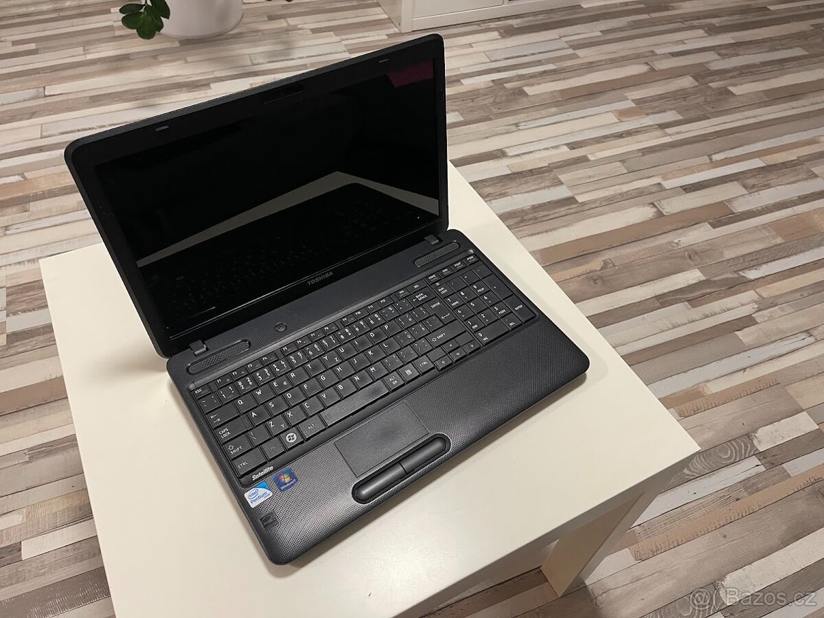 TOSHIBA Satellite C650 - 15Z