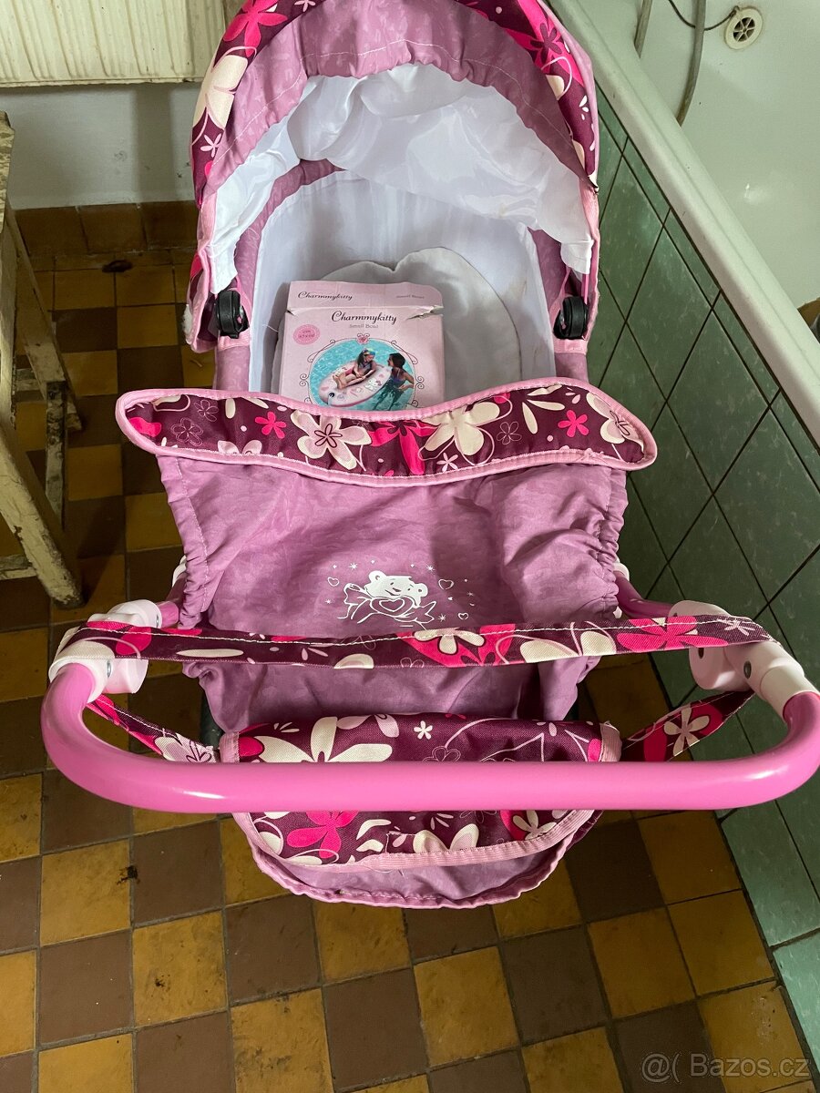 Kocarek pro panenky, zdarma clun