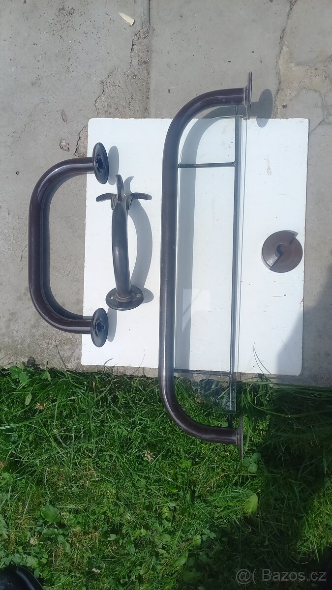 retro příslušenství do koupelny - 200 Kč za vše