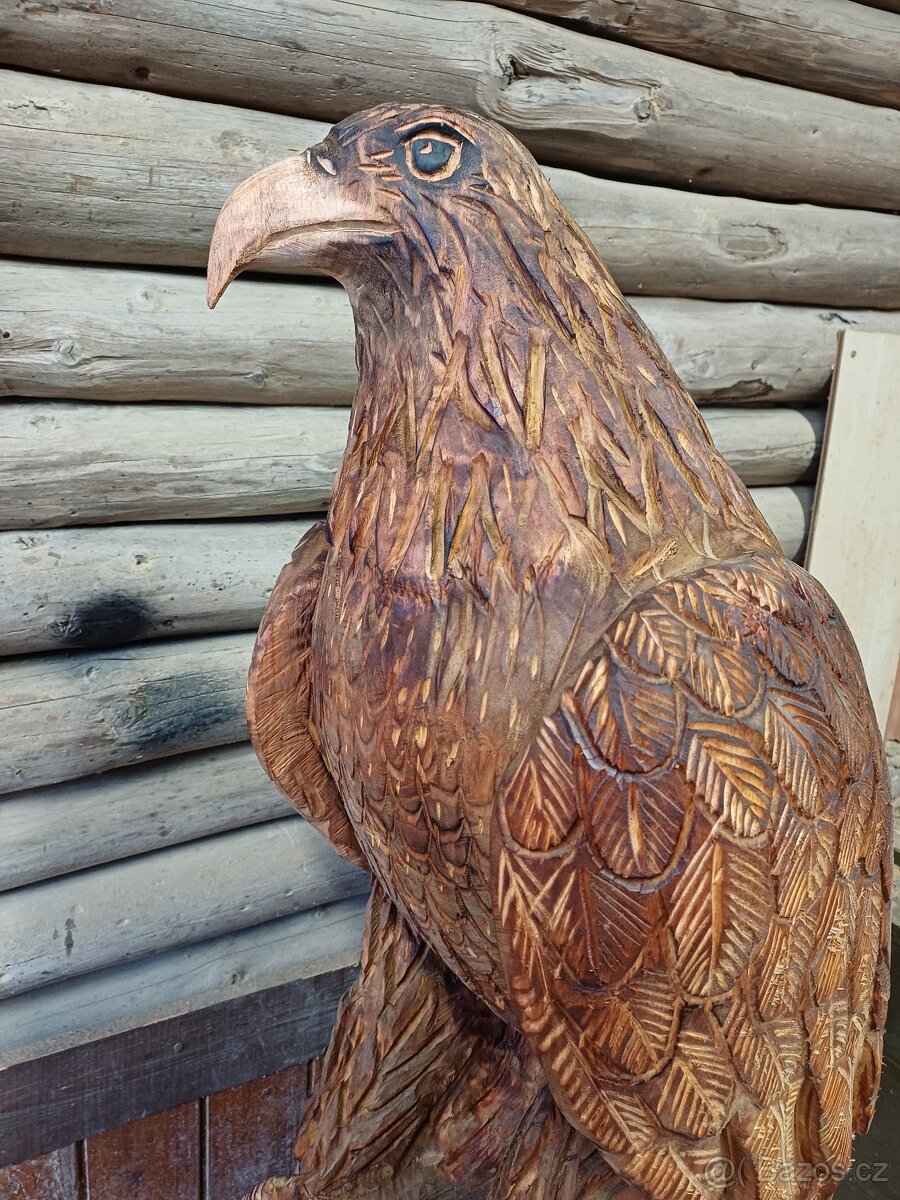 Dřevěná socha Orel