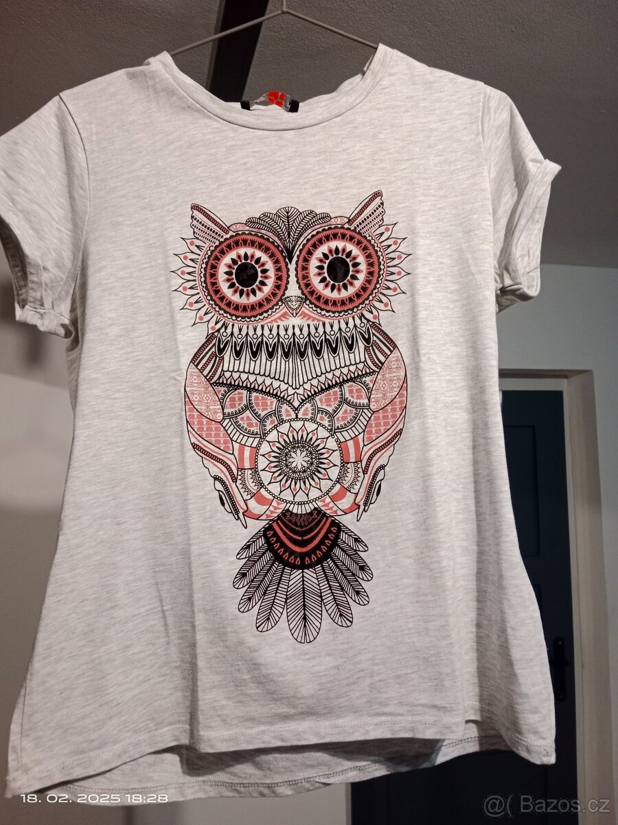 Šedé tričko