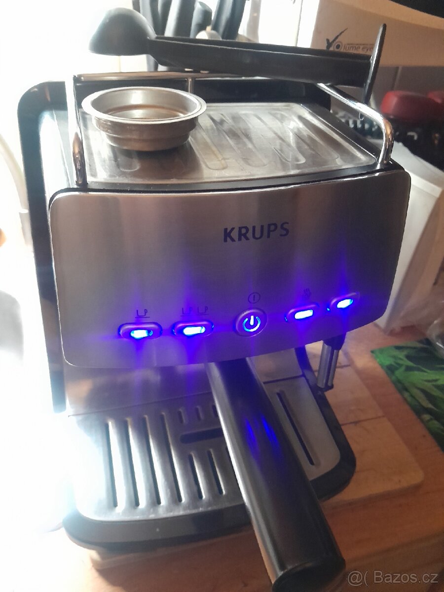 Kávovar Krups XP4050 inox Pro