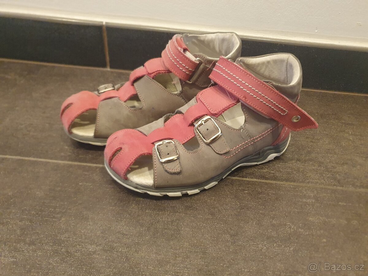 Sandále - sandály Essi, velikost 34