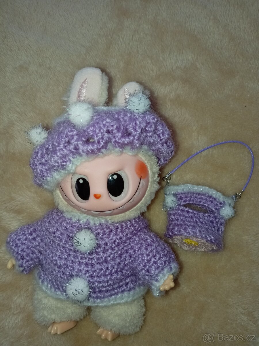 Fialková souprava pro Labubu