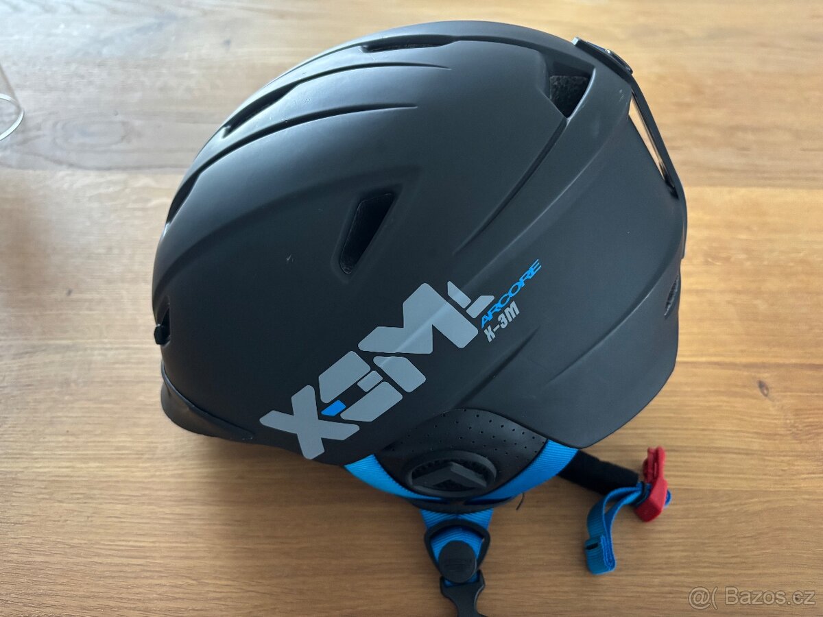 Lyžařská přilba / dětská