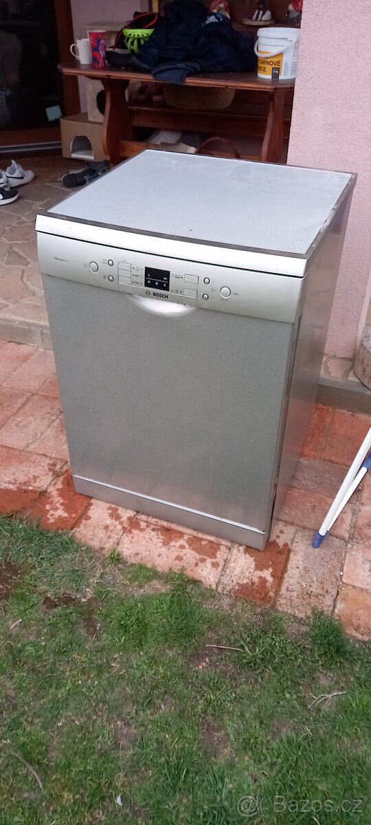 Myčka Bosch za odvoz