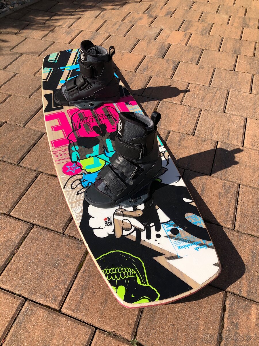 Komplet Wakeboard JOBE + Liquid Force