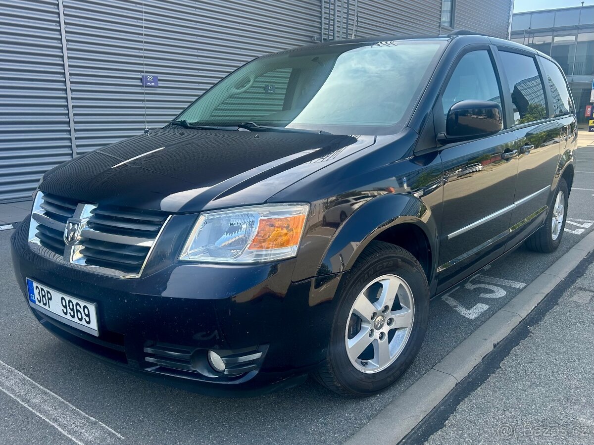 Dodge Grand Caravan 3.8 Benzin 147kw 7Míst Automat-Kamera-TV