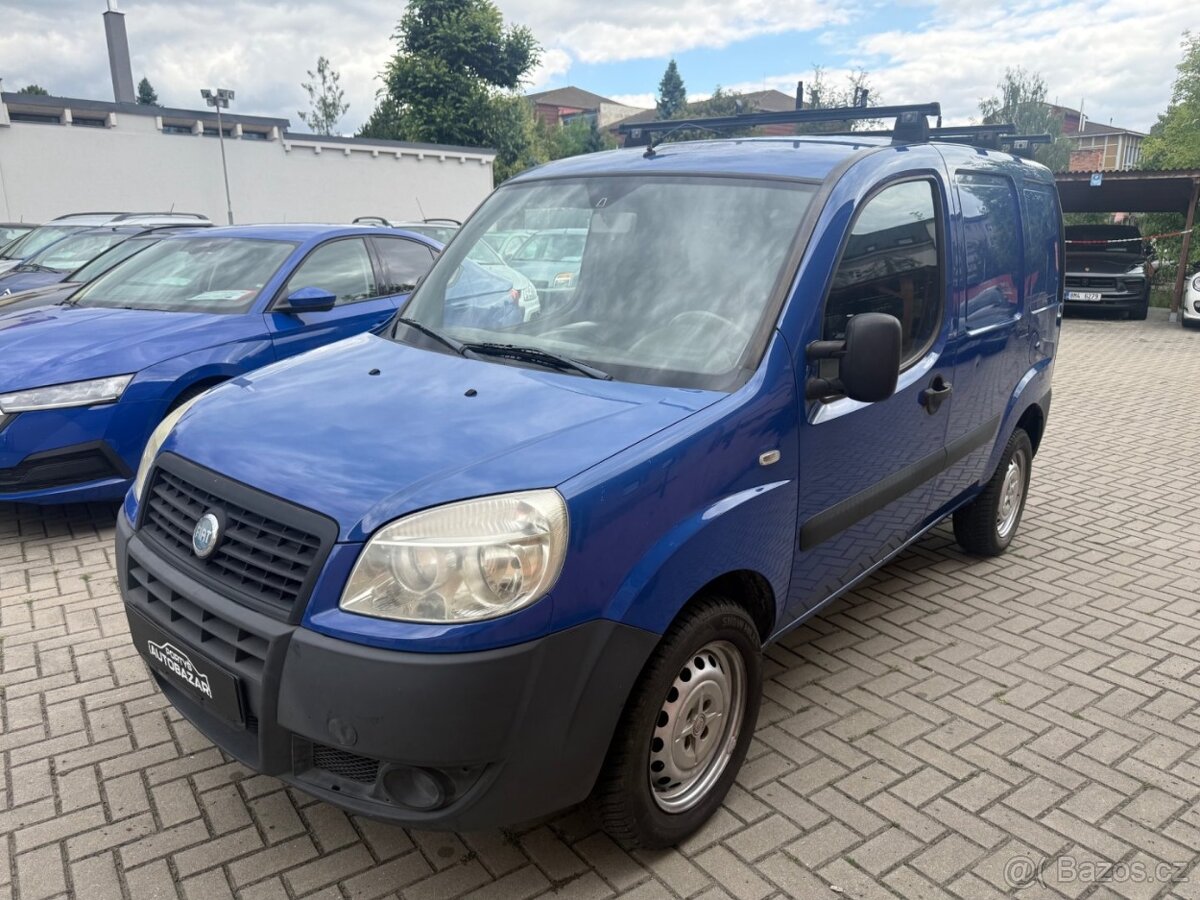 Fiat Dobló Cargo 1.4 i - Málo najeto DPH Tažné