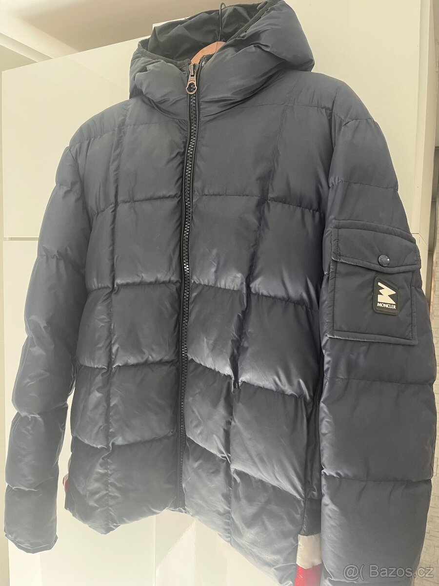 Moncler zimní bunda XL