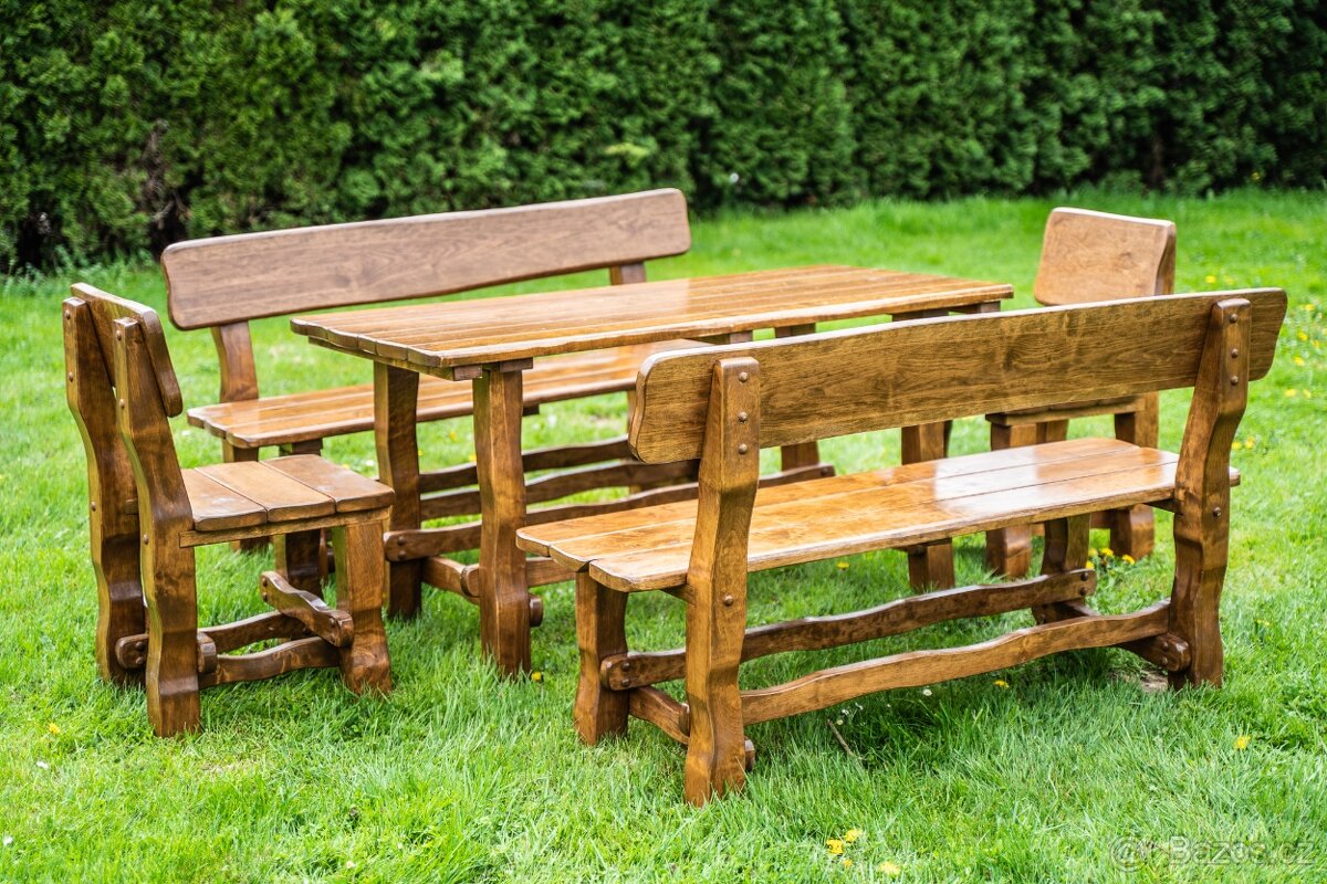 Luxusní posezení z olšového dřeva pro 8/10 osob
