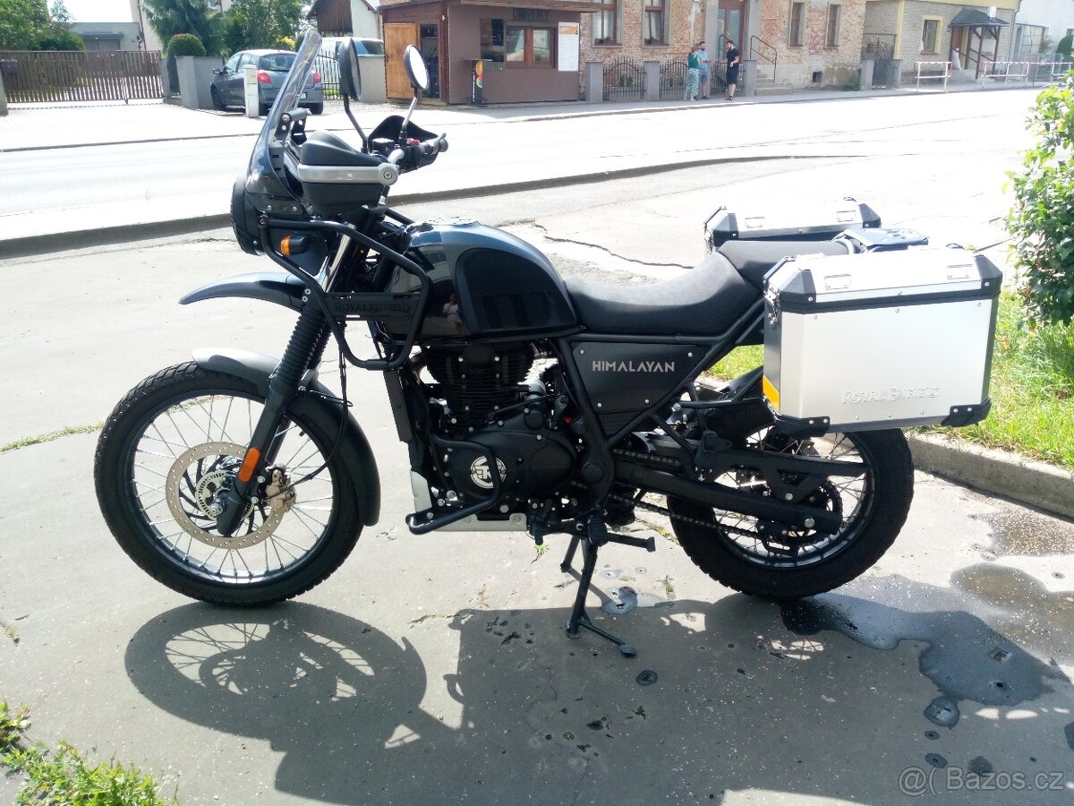 Royal Enfield Himalayan 411 (2022)