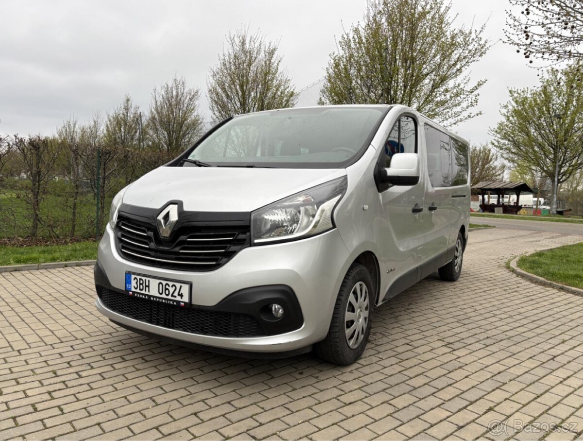 Renault Trafic 1.6 DCi LONG 9 míst
