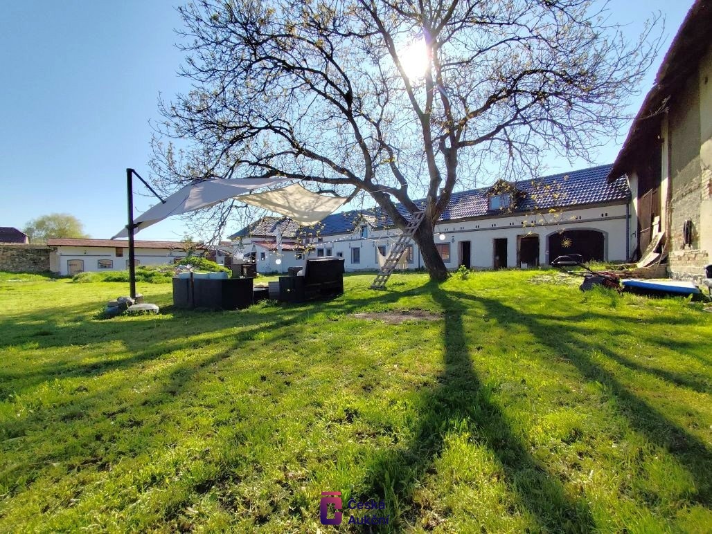 Prodej zemědělská usedlost, 2 531 m2 - Lkáň