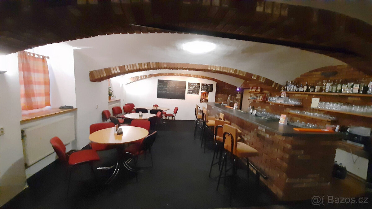 Prodám restauraci s bytovou jednotkou 3kk