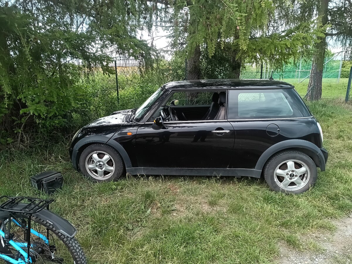 Mini Cooper 1.6