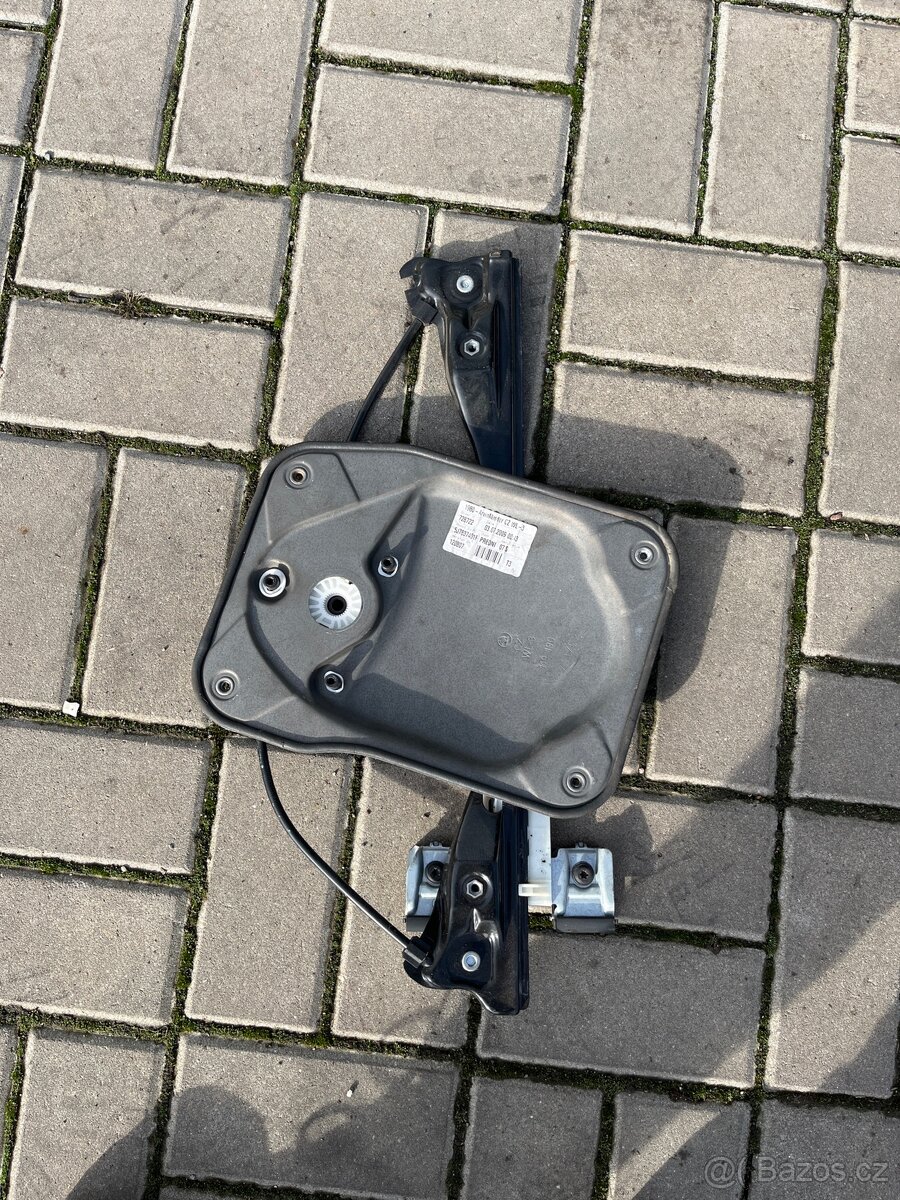 stahovačka roomster