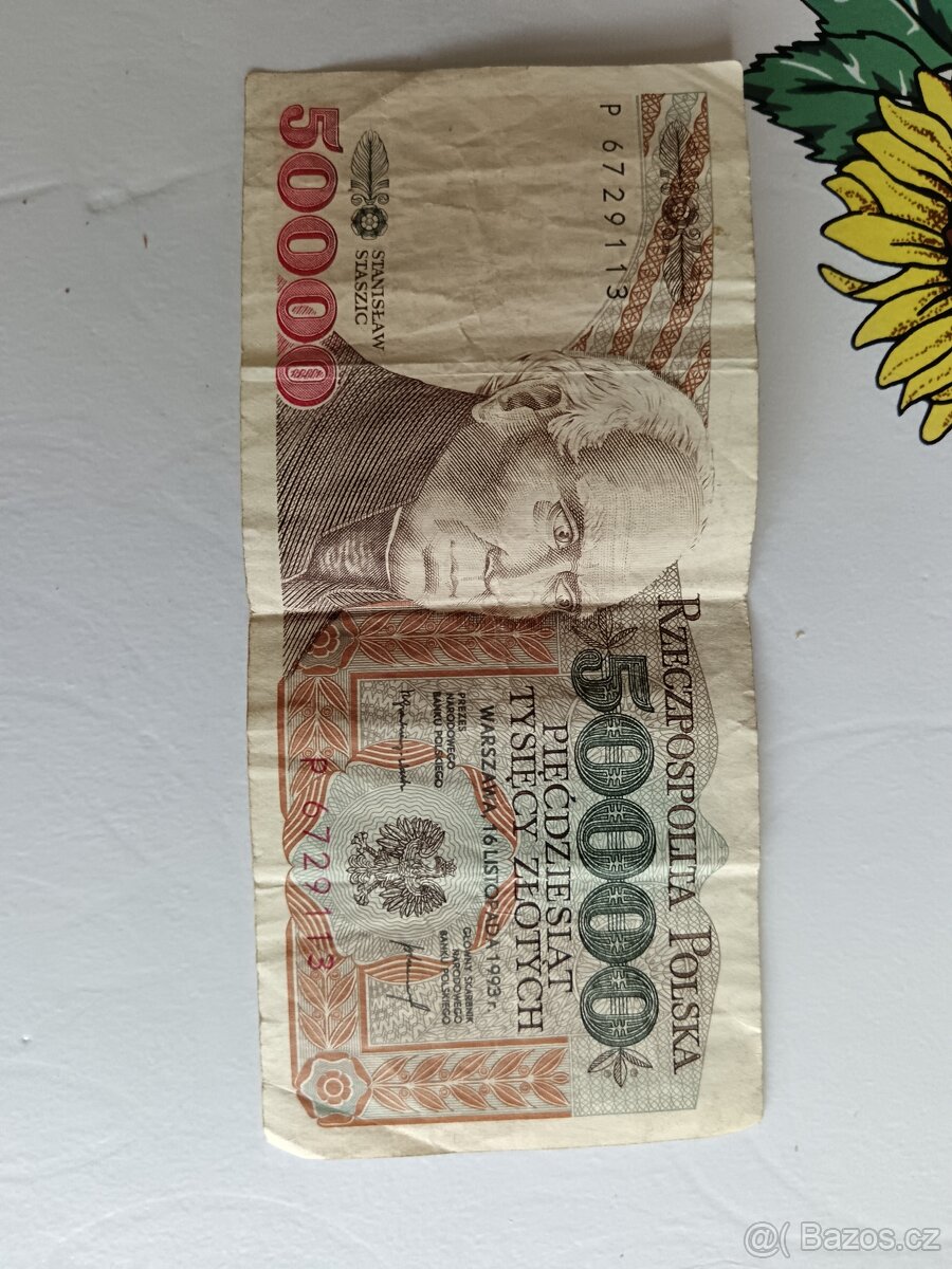 Různé staré bankovky