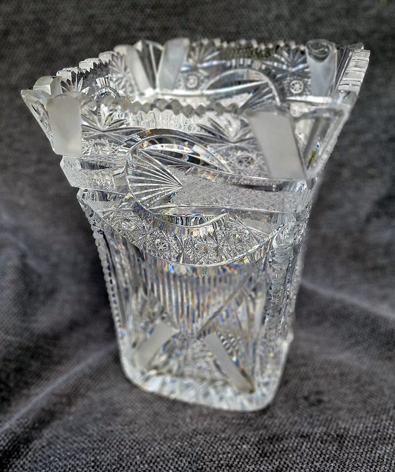 Křišťálová váza s ručním brusem - Crystal Bohemia