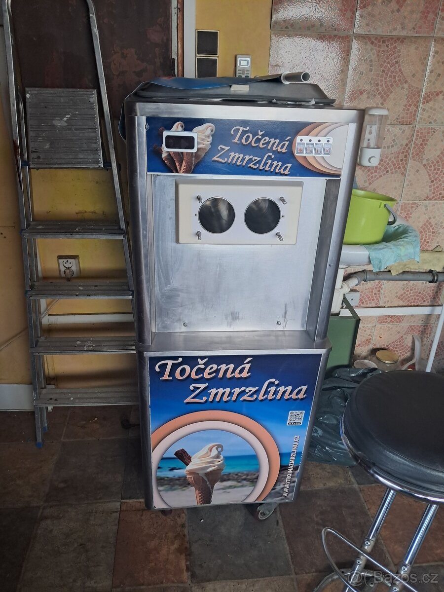 Zmrzlinový stroj