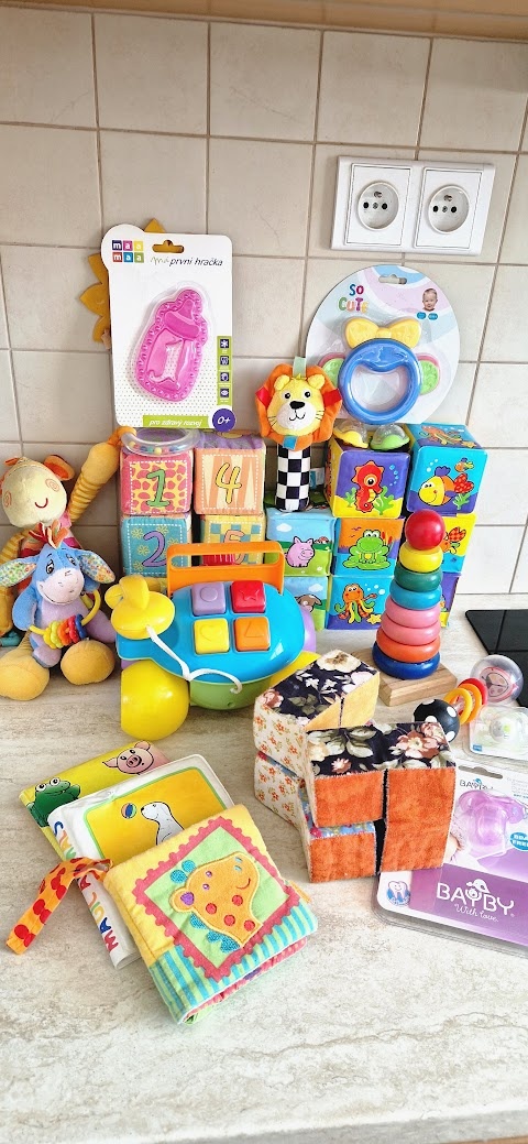Kompletní startovací sada hraček pro miminko – od 6 měsíců