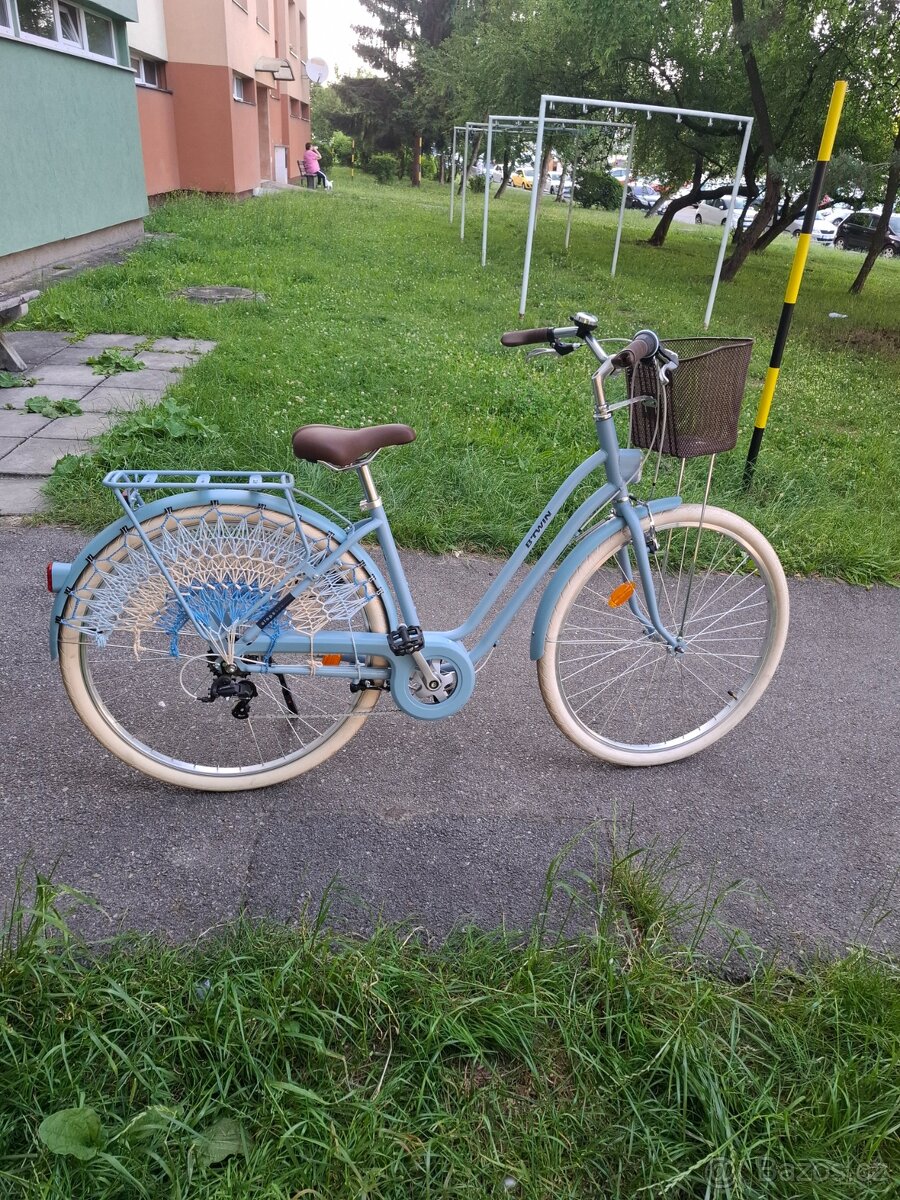 Dámské městské jízdní kolo