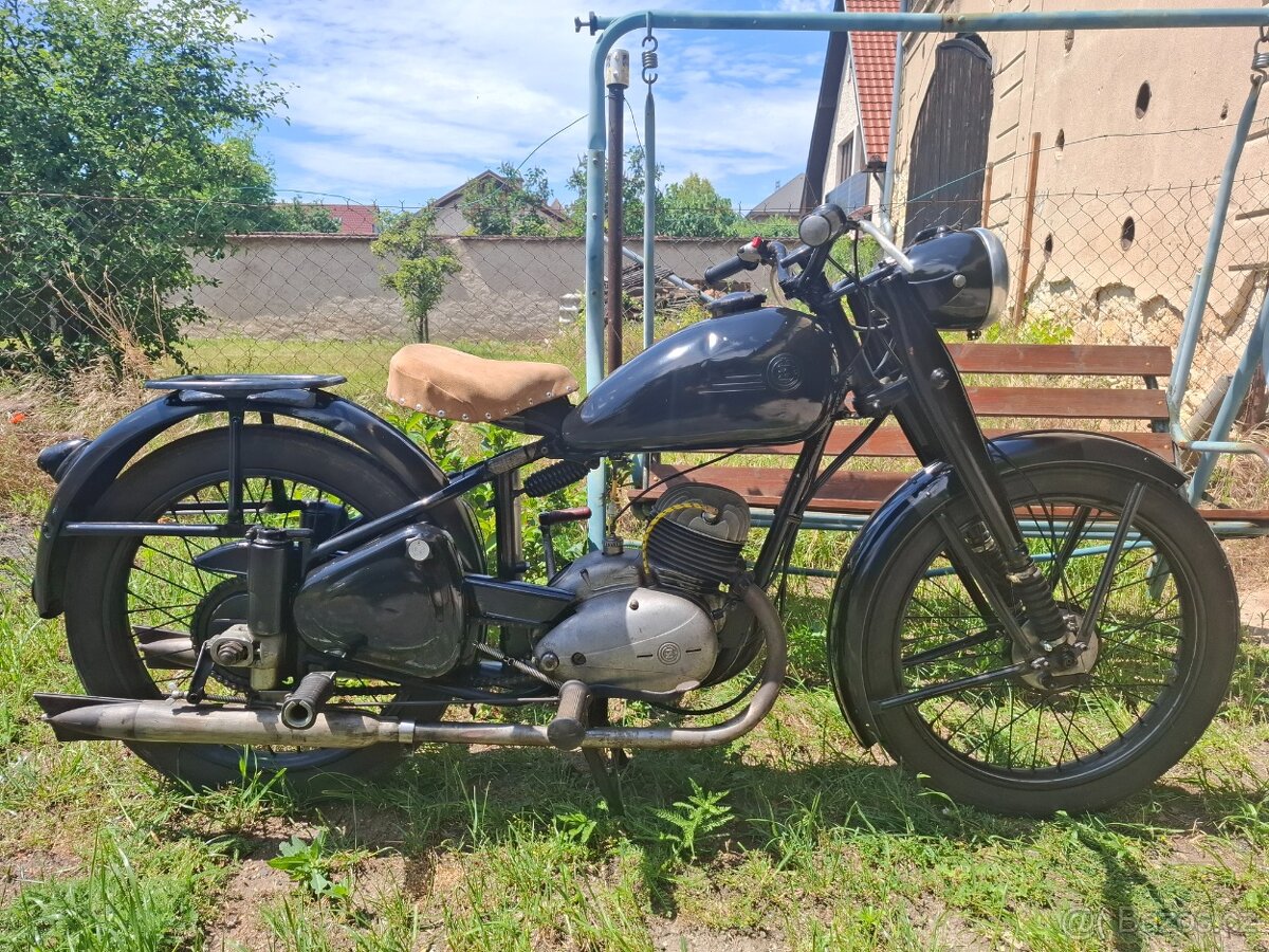 ČZ 125c