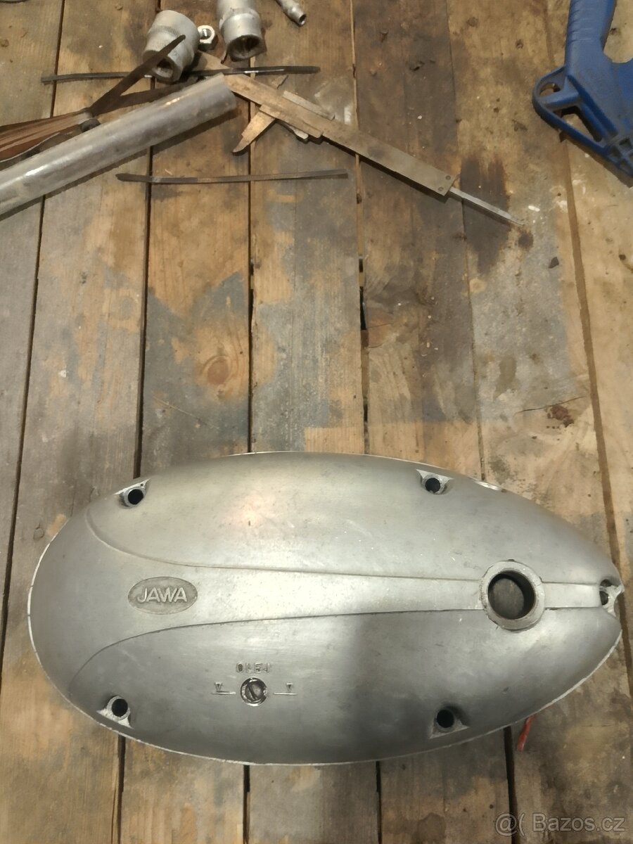 Kryt spojky jawa 250 panelka