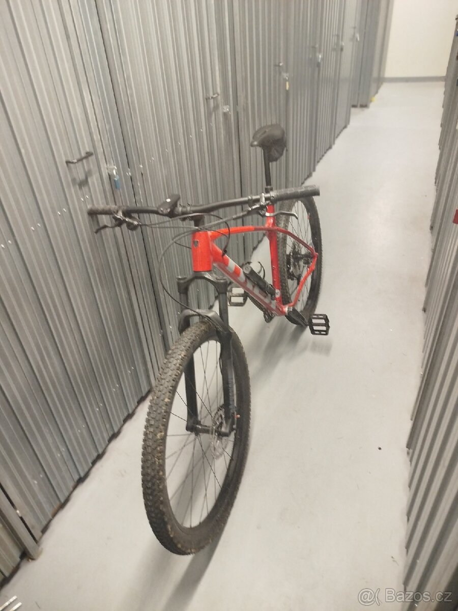 Trek Pocaliber 6 pánské červené 29 palcu