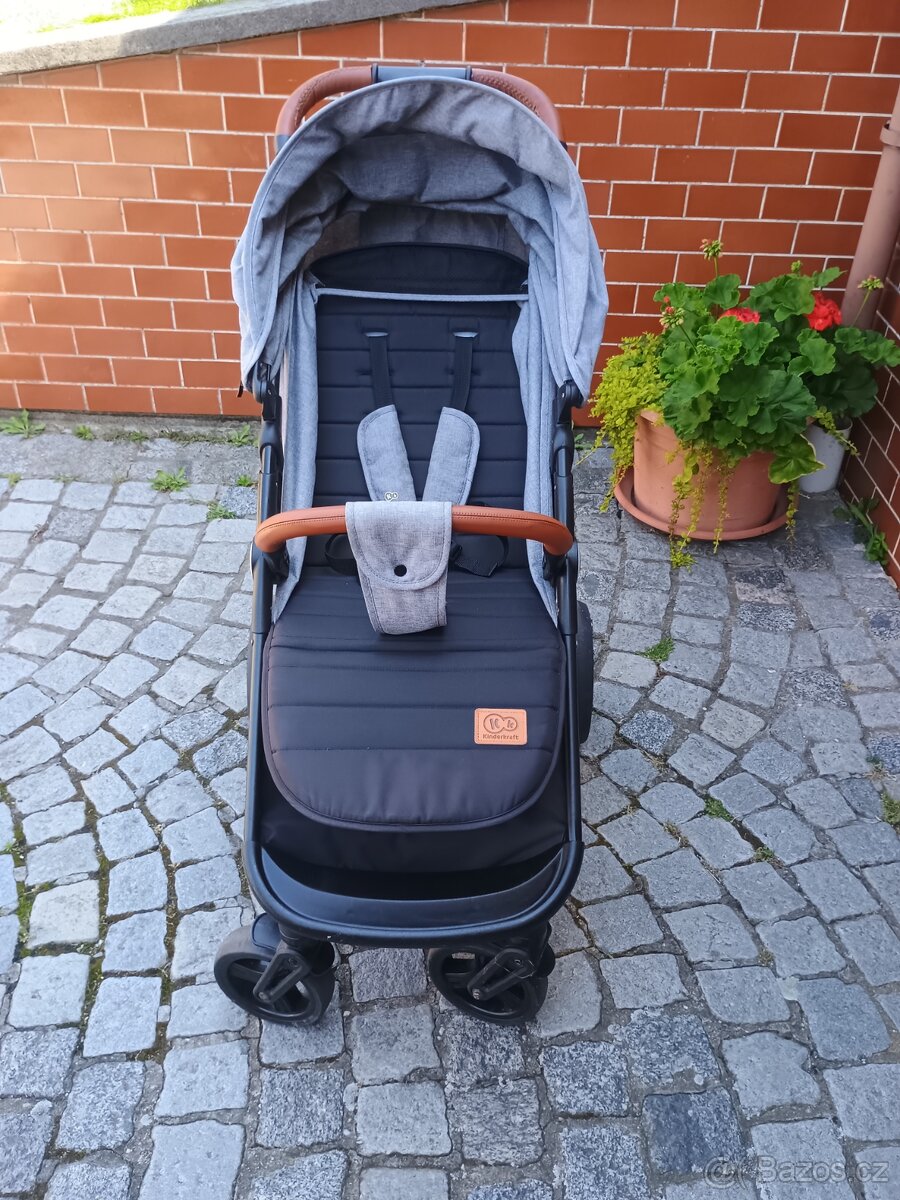 Kočárek sporťák Kinderkraft