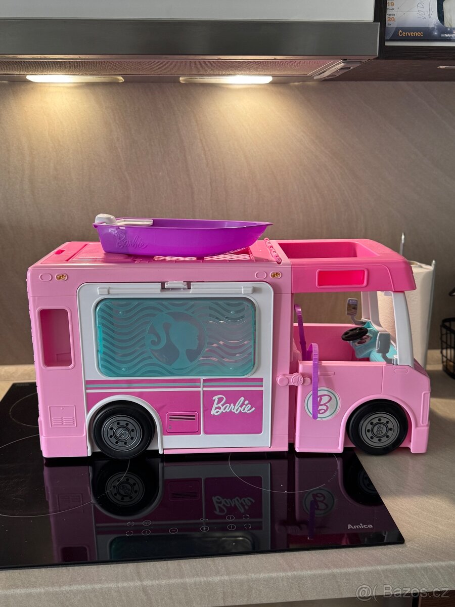 Barbie karavan