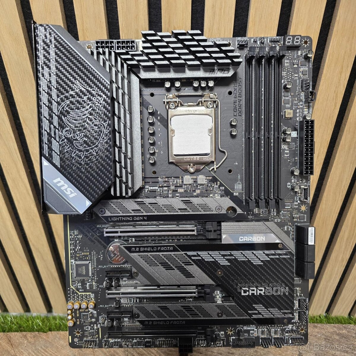 MSI Z590 GAMING CARBON WIFI - Intel Z590, socket 1200