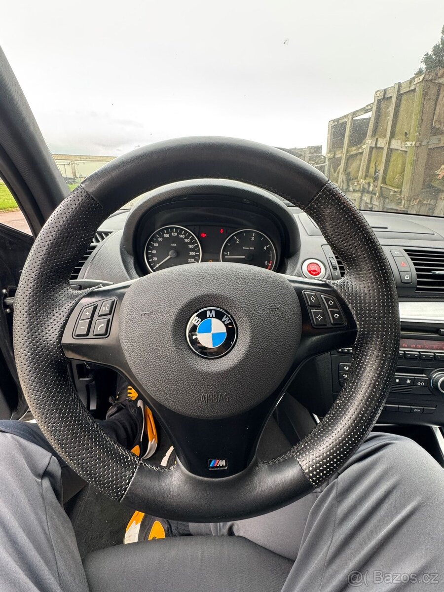 BMW m paket volant BMW e87 e88 e81 e82 e90 e91 e92 e93