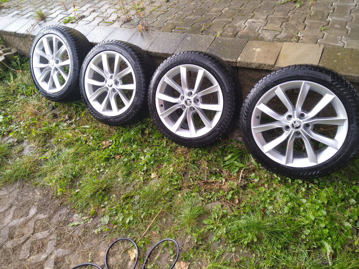Škoda sada ALU  kol MODUS R18 5x112 + zimní pneu