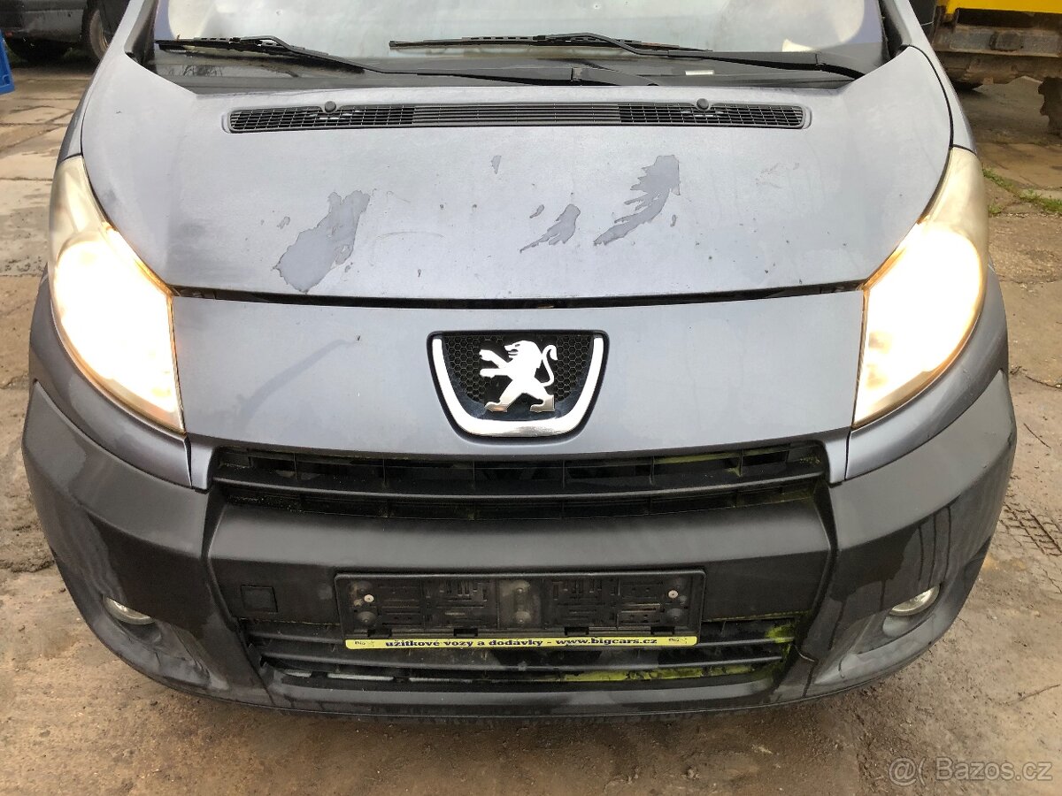 PEUGEOT EXPERT TEEPE PŘEDEK