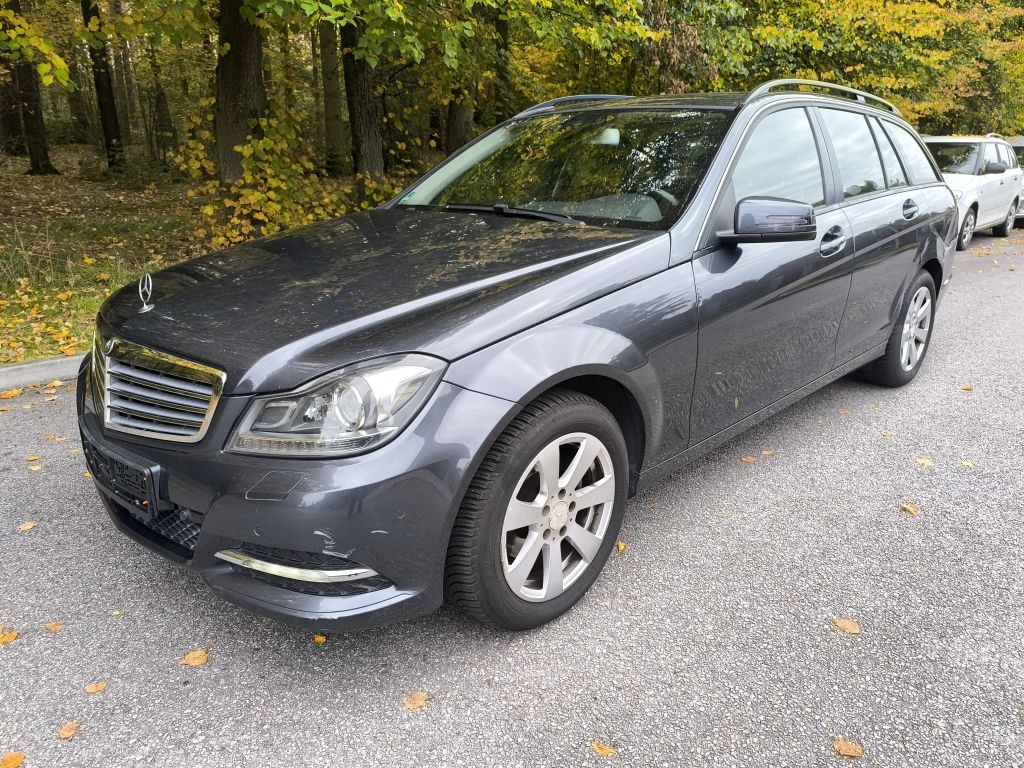 Mercedes-Benz Třídy C200, 2.2 CDi ,Xenon,navi