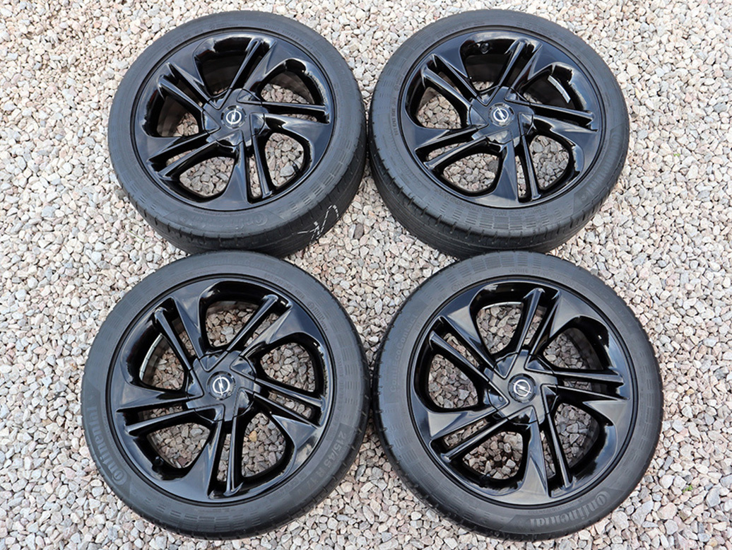 17" Alu kola = 4x100 = OPEL CORSA E – ČERNÉ – LETNÍ - TOP