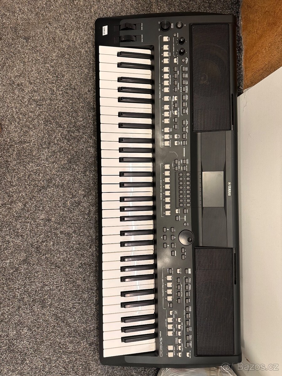 Yamaha PSR-SX600