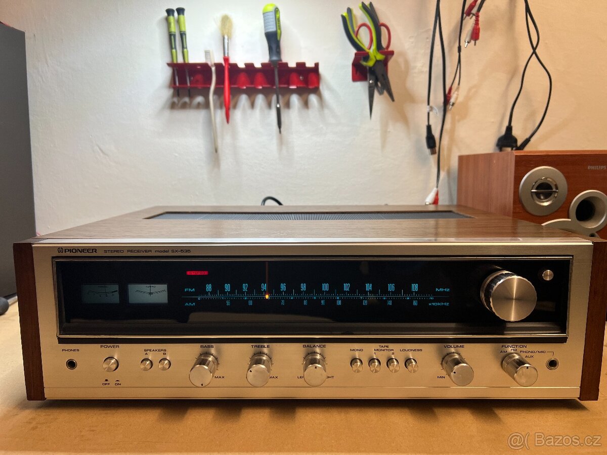 PIONEER VINTAGE RECEIVER SX-535