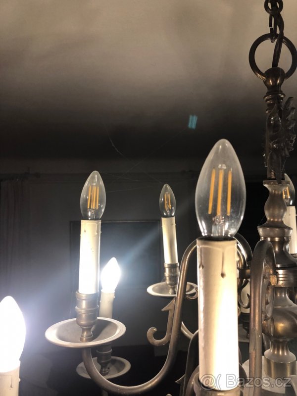 Led zarovky svicky do historickych lustru e14