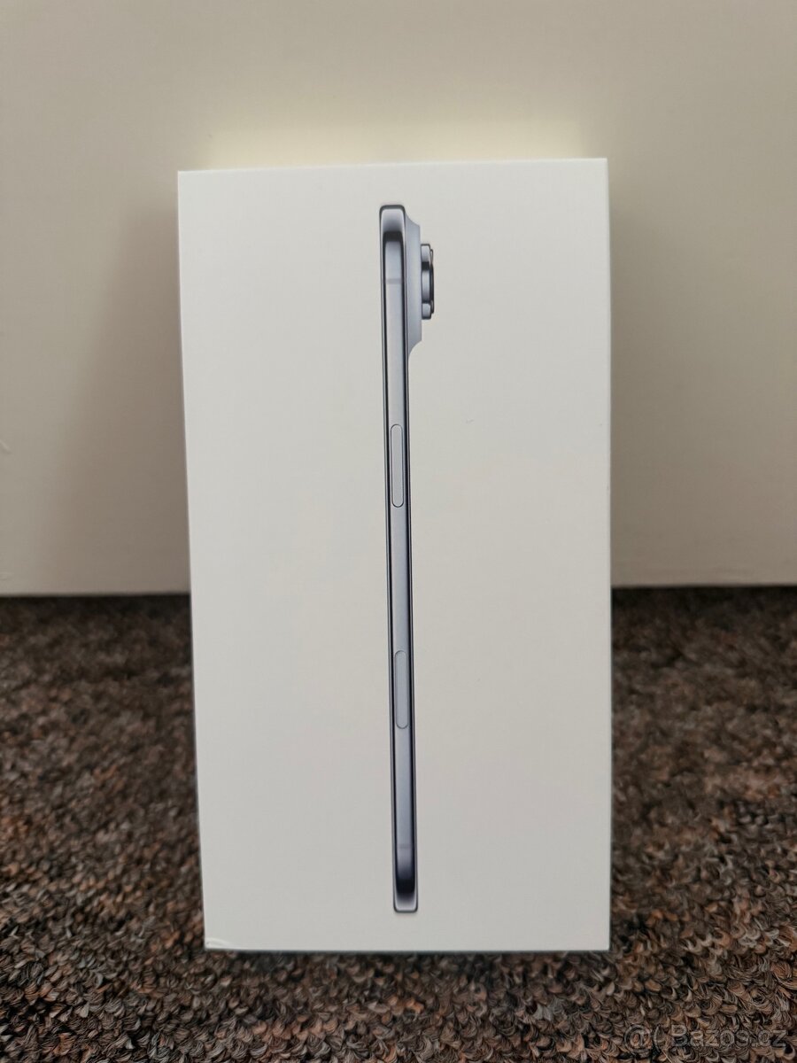 Apple iPhone Air 256gb blankytne modry. 24 měsíce zaruka