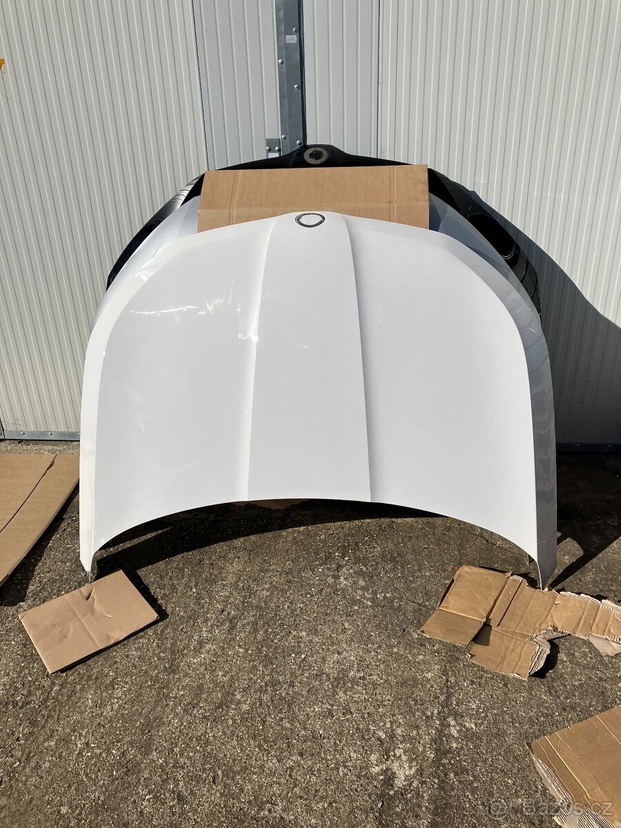 kapota skoda kamiq kamik bila na kyt