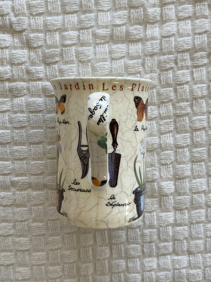 Hrnek s potiskem zahrada
