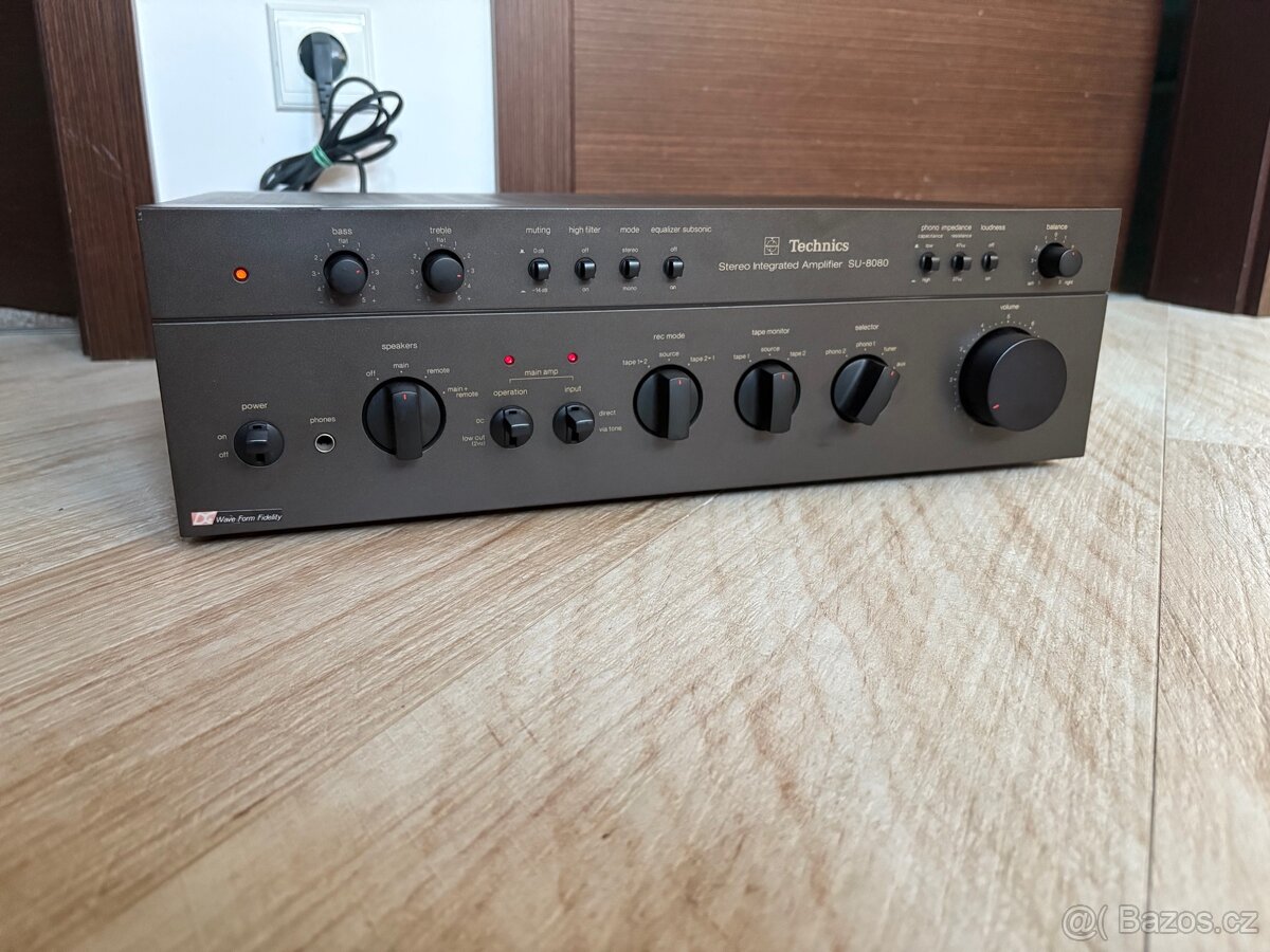 Zesilovač Technics SU-8080 Stereo Amplifier